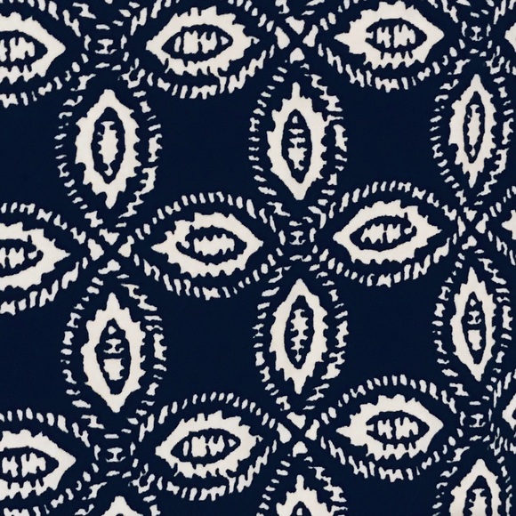 Roaman’s Button Down Blouse - Picture 3 of 4